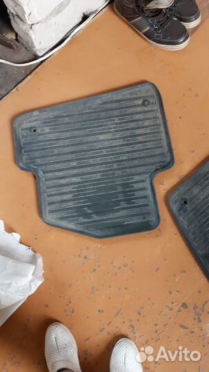 Автомобильные коврики бу skoda fabia комлект