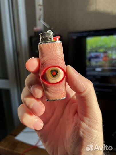 Чехол для зажигалки бик ручная работа