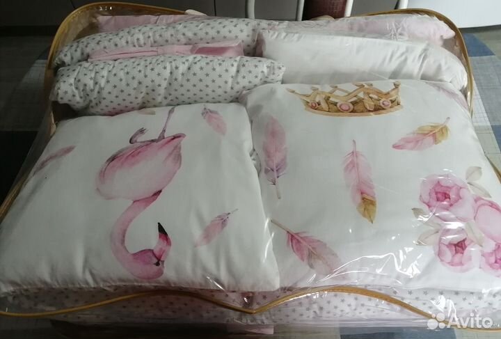 Бортики в кроватку + простынь на резинке