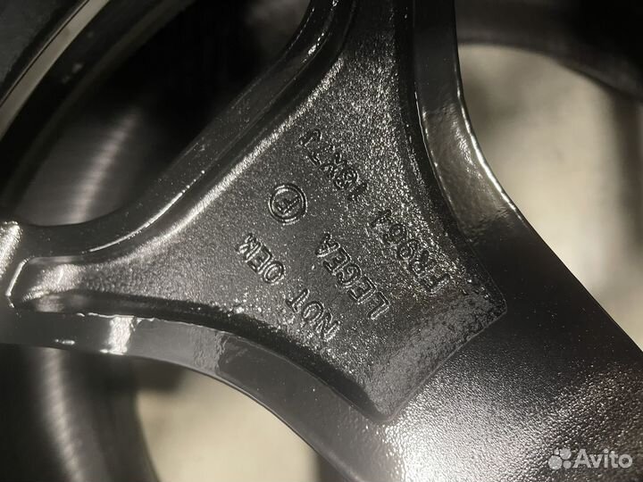 Продам диски Subaru R18