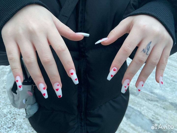 Наращивание ногтей на дому