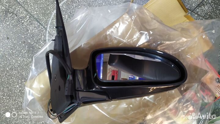Зеркало правое на ford focus 98-04