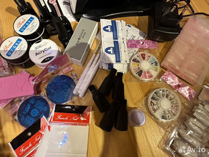 Набор для маникюра и педикюра с лампой