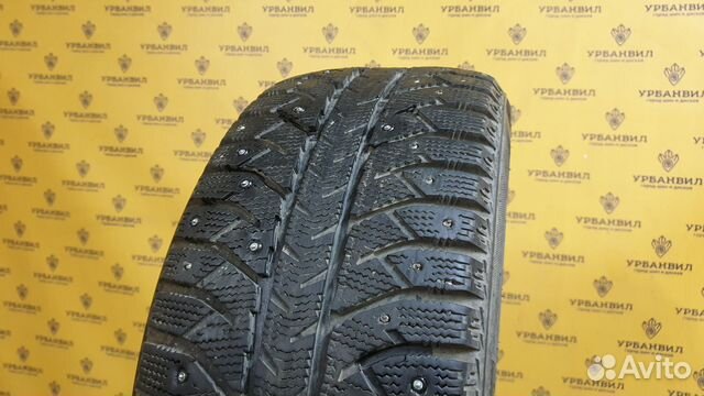 Bridgestone Ice Cruiser 7000 215/50 R17 91T