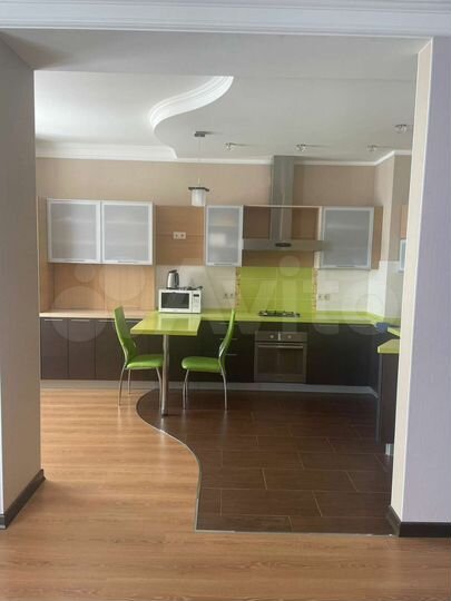 3-к. квартира, 101 м², 7/9 эт.