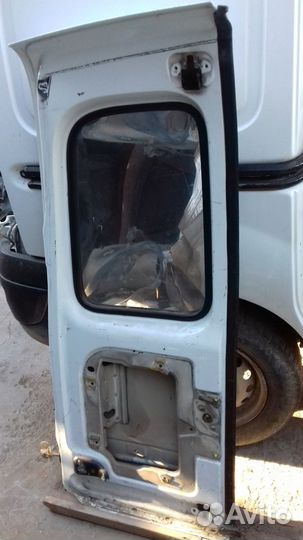 Дверь Правая багажника Kangoo 2005г