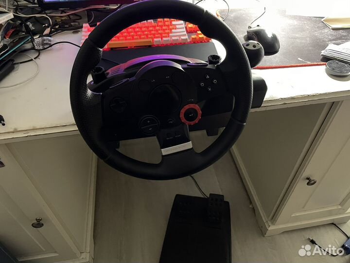 Игровой руль logitech driving force gt
