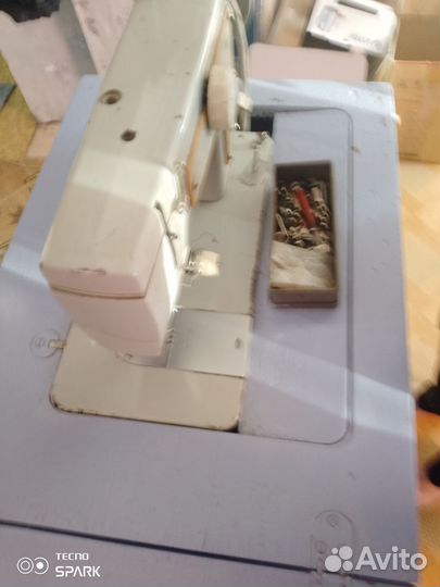 Швейная машина Мальва