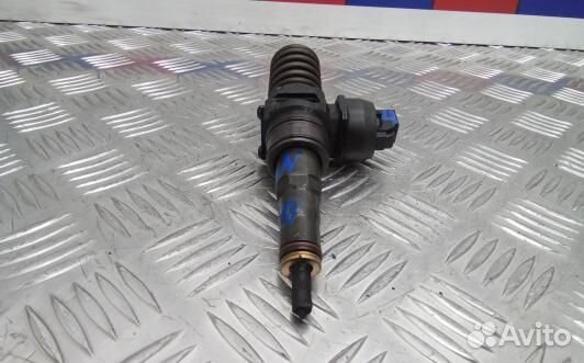Форсунка дизельная volkswagen transporter T5 (NDN4
