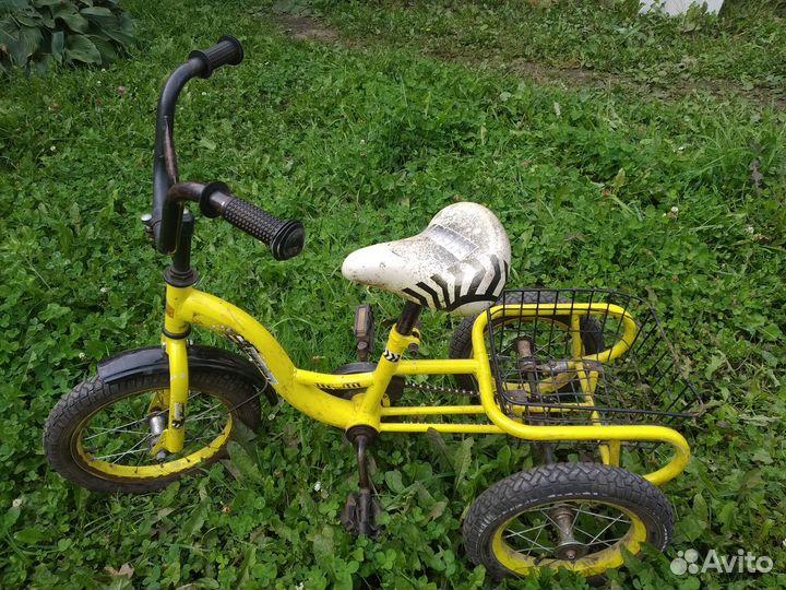 Велосипед детский трехколесный в хорошем состоянии