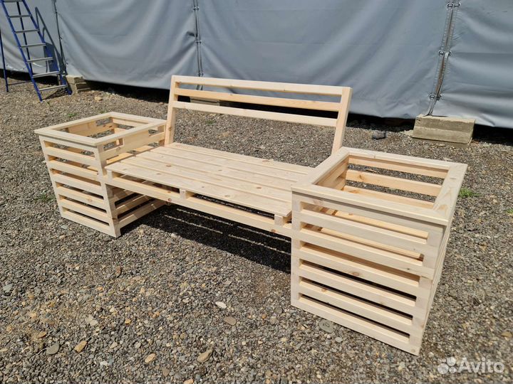 Садовая мебель, кашпо для цветов