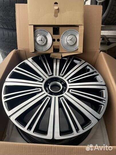 Новый оригинальный компл GLS Mercedes-Maybach R22
