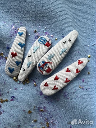 Заколки для волос клик клак с вышивкой