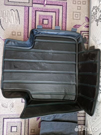 Автомобильные 3D коврики на Geely Monjaro