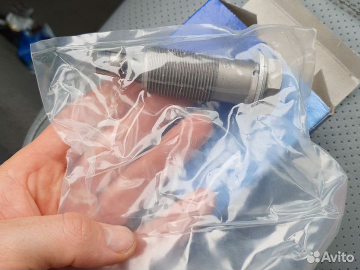 Натяжитель цепи грм и колпачки на mercedes m112