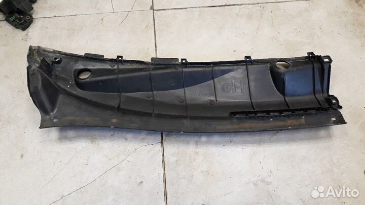 Решетка стеклоочистителя (планка под лобовое стекл