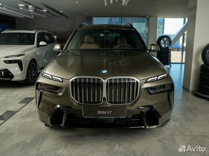 BMW X7 3.0 AT, 2023