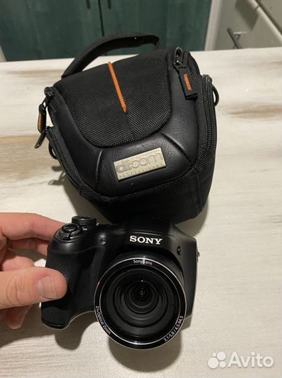 Цифровой фотоаппарат Sony DSC H100