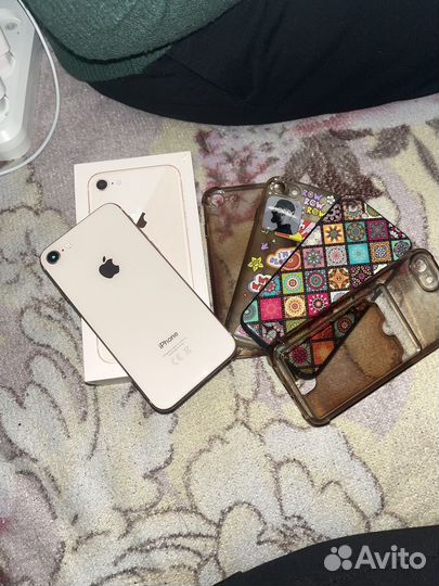iPhone 8, 64 ГБ