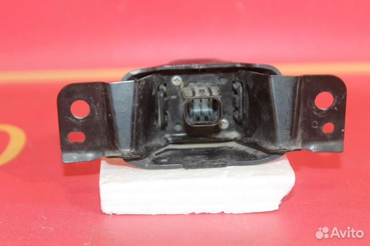 Камера переднего вида Toyota RAV4