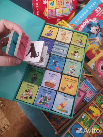 Коробка с развивашками