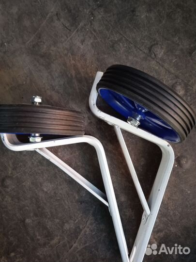 Дополнительные колеса для велосипеда