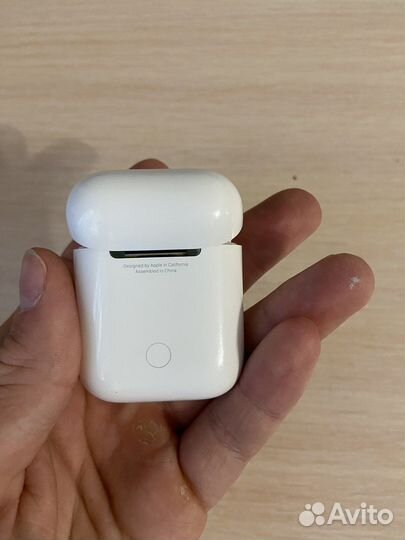 Apple airpods 2