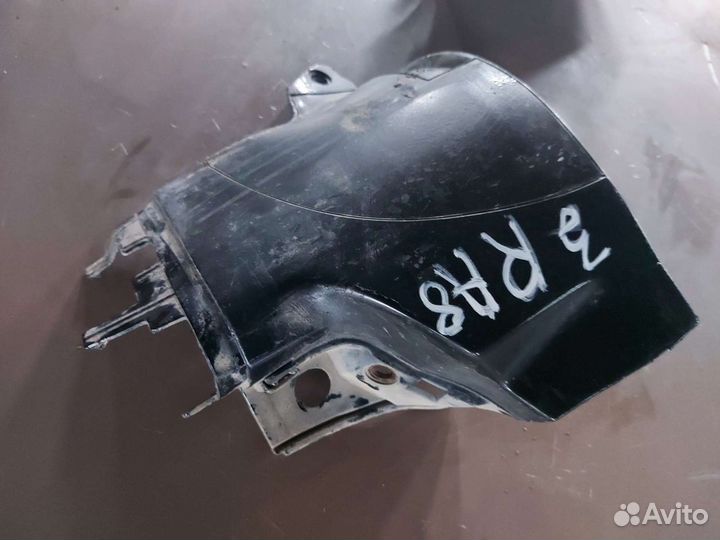 Уголок порога задний правый Audi A8 D3