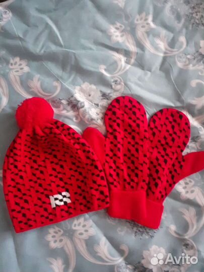 Шапка и варежки