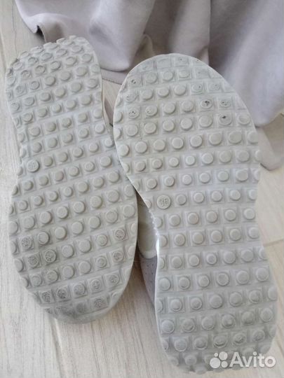 Кроссовки для девочки 35 размер