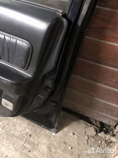 Дверь передняя правая Nissan Maxima A32