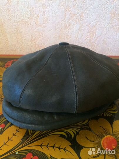 Женская зимняя кепка