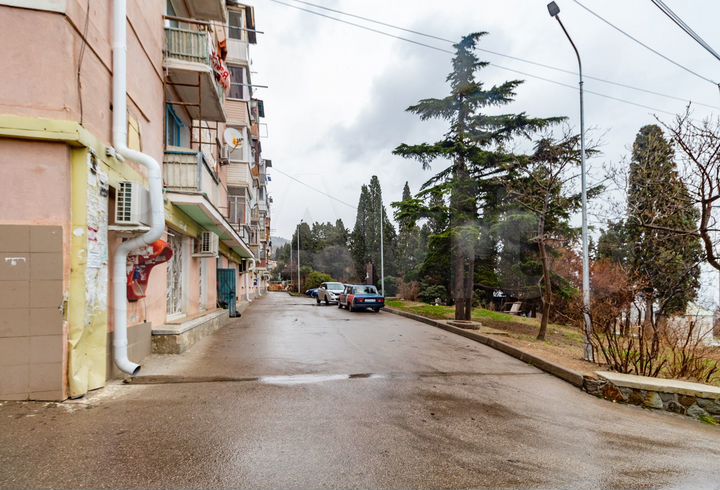 3-к. квартира, 55 м², 2/5 эт.