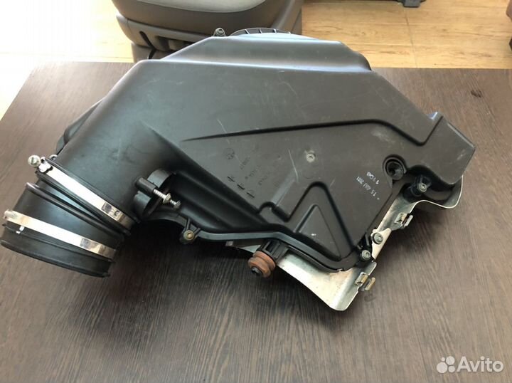 Корпус воздушного фильтра BMW X5 E70 X6 E71