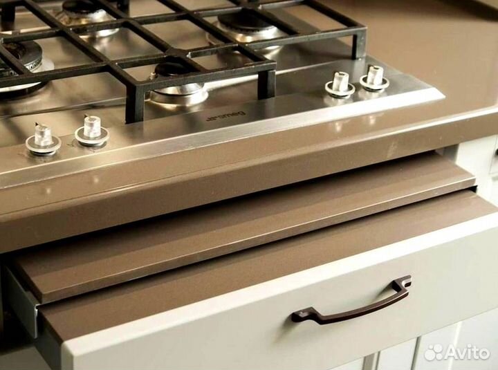 Угловая кухня. Кухонный гарнитур на заказ