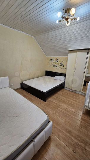 Комната 12 м² в 4-к., 2/2 эт.