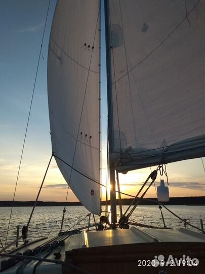 Прогулки на парусной яхте