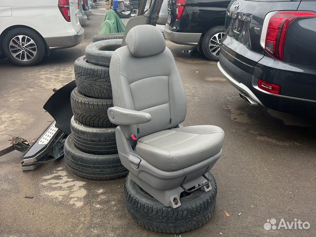 Раздельные сиденья на Хундай Гранд Старекс рестайл купить в Москве | Авито