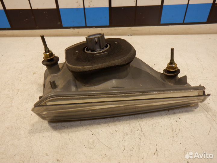 Фонарь задний внутренний Nissan Murano Z50