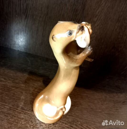 Фарфоровая статуэтка лфз