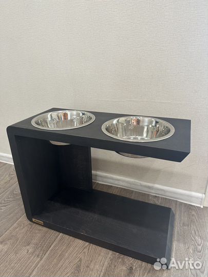 Миски на подставке для собак