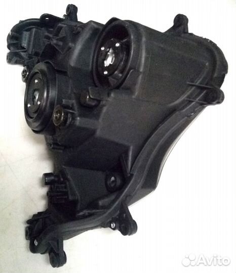 Фара для мотоцикла Suzuki GSX-R 1000 2009 - 2017 г.в