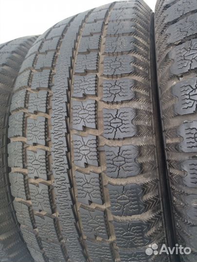 Toyo Garit G4 215/60 R16