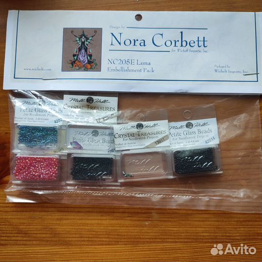 Схема для вышивки Nora Corbett с паком