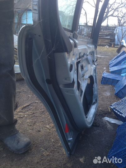 Дверь на бмв е39