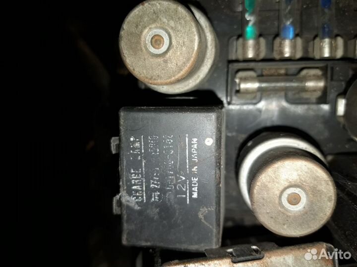 Реле на Тойоты Краун 110 серии