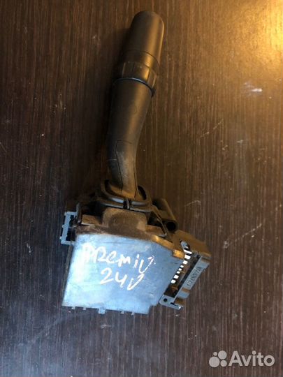 Переключатель дворников Toyota Premio AZT240