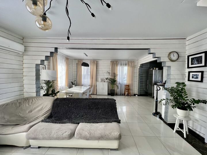 Дом 151,2 м² на участке 11 сот.