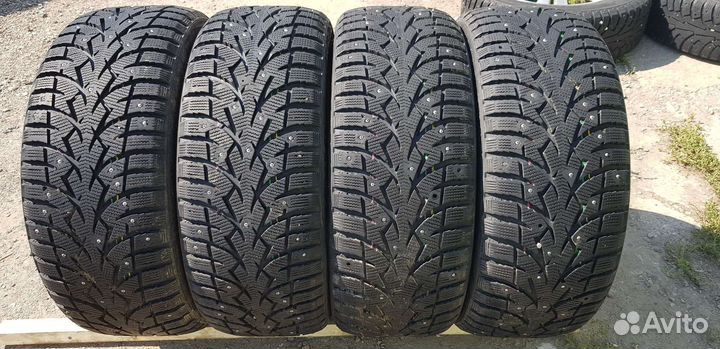 Toyo Observe G3-Ice 215/45 R17