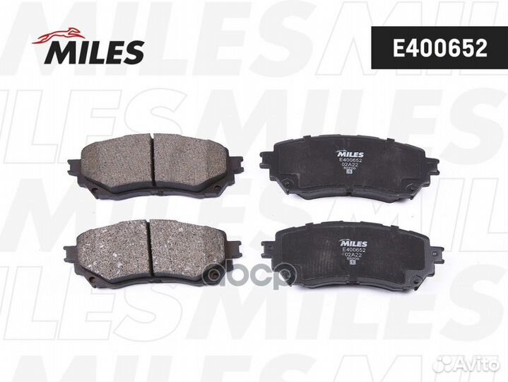 Колодки тормозные передние (Смесь Semi-Metallic